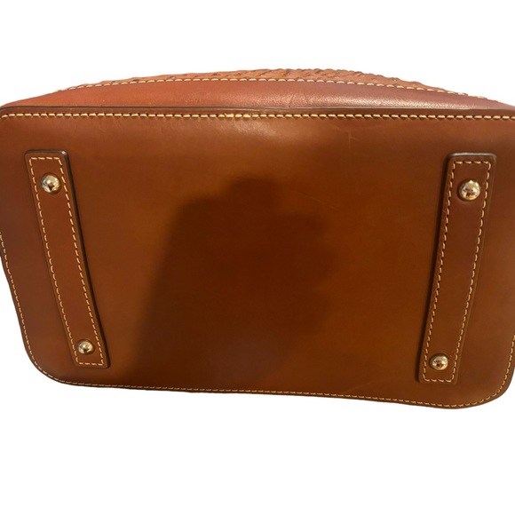 COPY - Nwt- Dooney Bourke Caramel Ostrich Leather Large Hobo shoulder bag 🌺🌹 - Picture 6 of 7